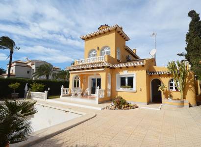 Villa / Semi detached - Resale - Orihuela Costa - Playa Flamenca