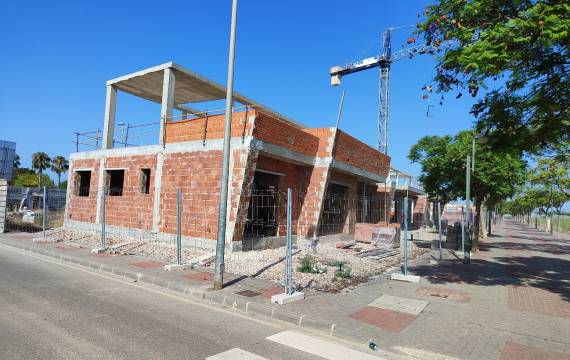 Der Bau des 3. Bauabschnitts der Wohnsiedlung Sol y Golf ist in vollem Gange: Luxusvillen zum Verkauf in Torre Pacheco